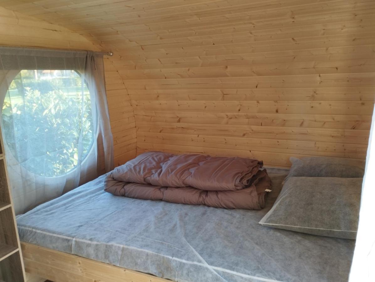 Camping Des Ribieres Confolens Exterior foto