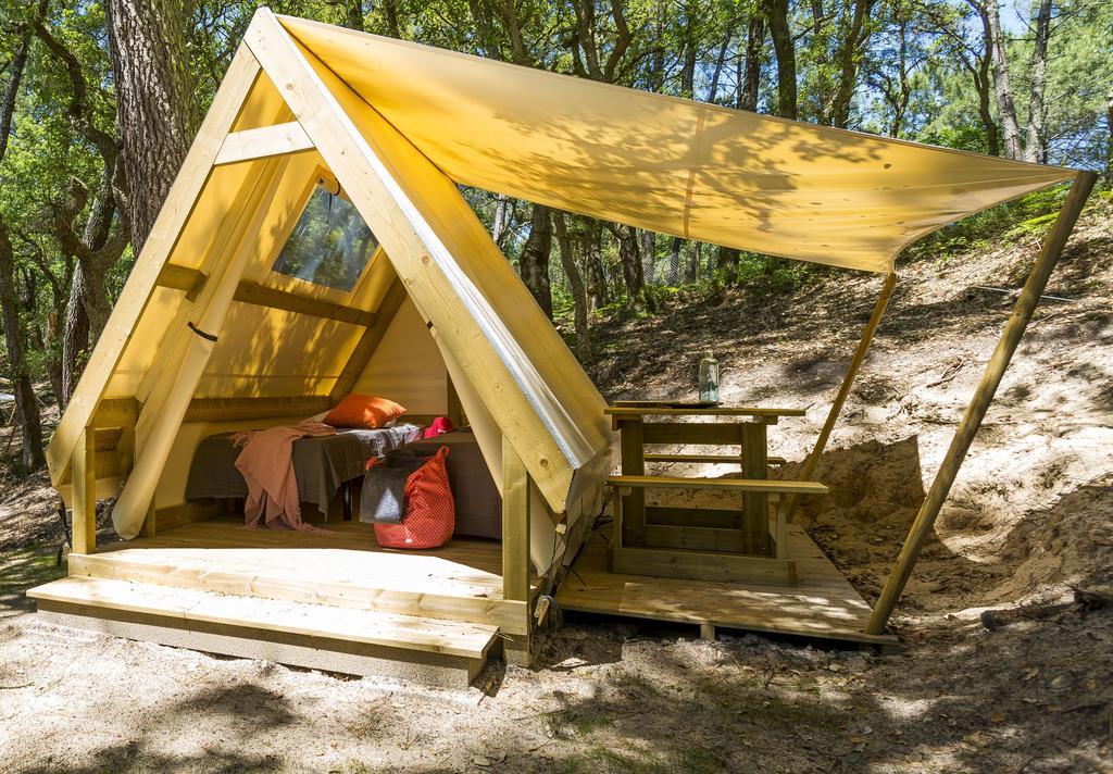 Camping Des Ribieres Confolens Exterior foto