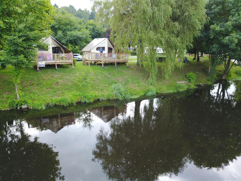 Camping Des Ribieres Confolens Exterior foto